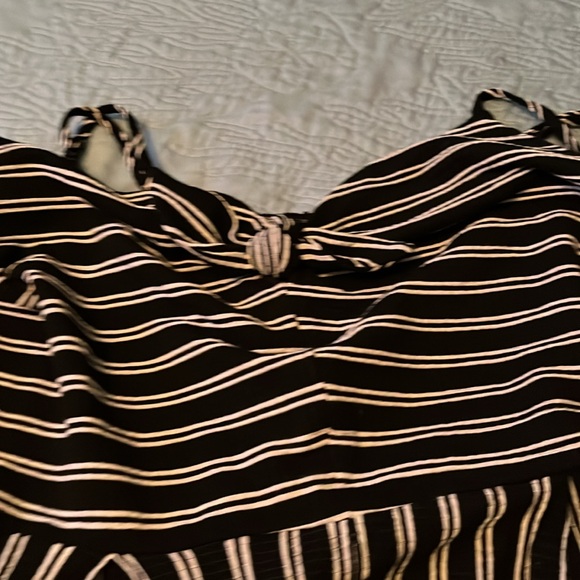 Striped jumpsuit - Picture 2 of 4